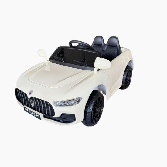 صورة سيارة Maserati للأطفال مع مقعدين مريحين